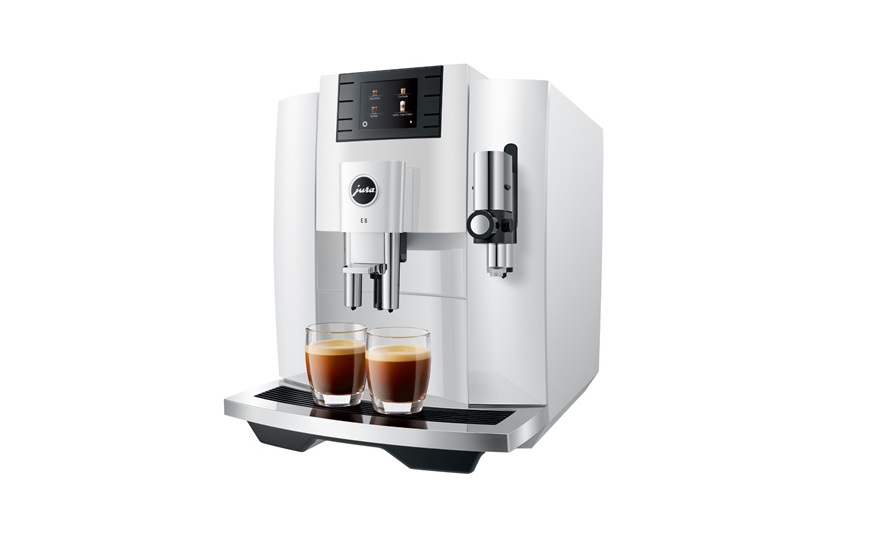 Automatický kávovar Jura E8 recenze