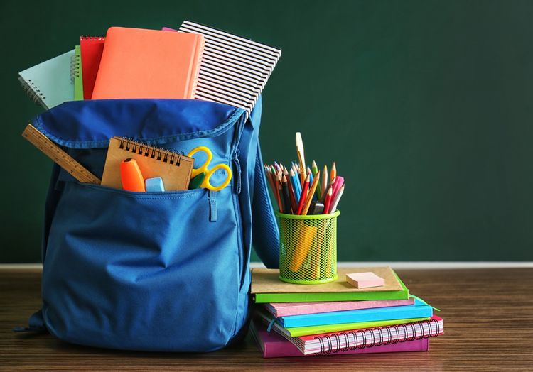 Nejlepší školní taška pro prvňáka, druháka, třeťáka? Na kolečkách pro chlapce i dívky