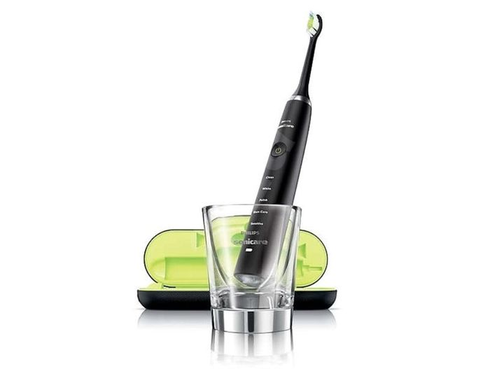 Sonický zubní kartáček Philips Sonicare DiamondClean Black HX9352/04