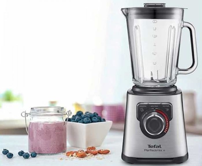 Tefal BL 811D38 příprava smoothie