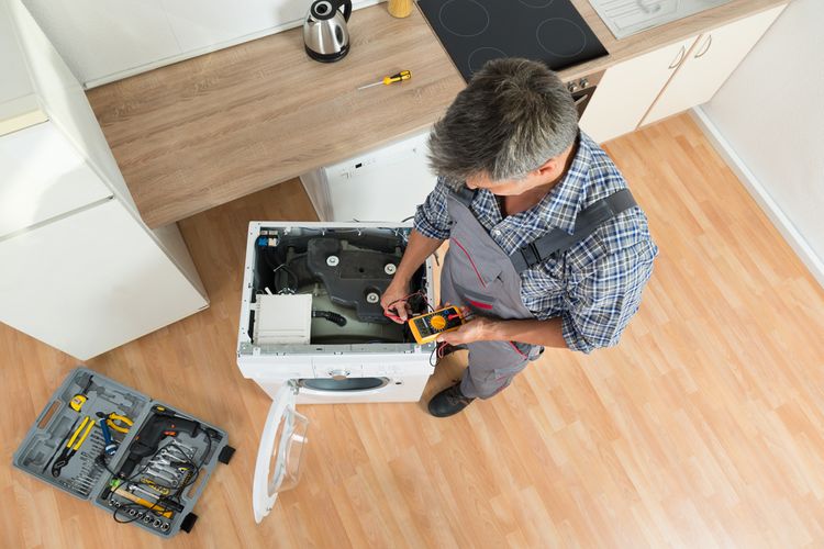 Chybové kódy/poruchy praček Whirlpool, Bosch, Electrolux, LG, Philco, Candy a jejich řešení