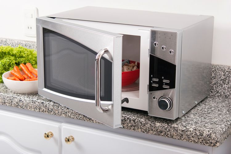 Jakou mikrovlnnou troubu? Samsung, Whirlpool nebo Electrolux
