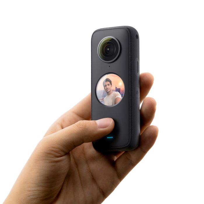 Insta360 ONE X2 velikost