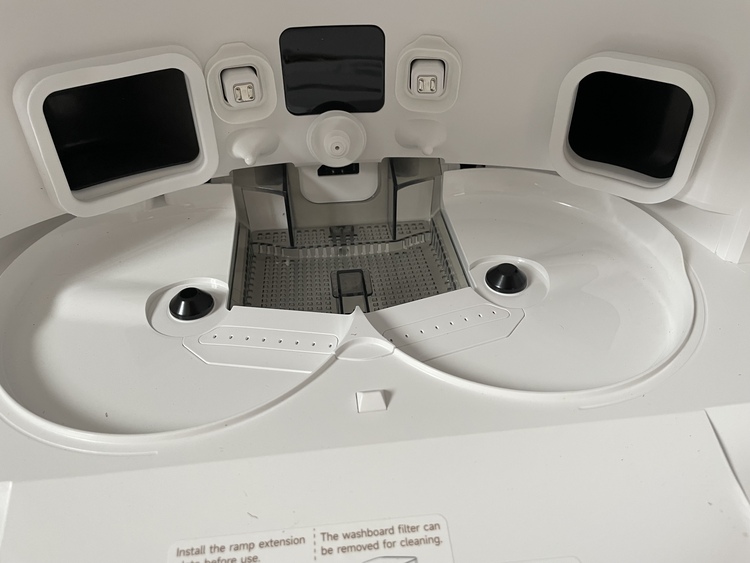 Samočistící deska na mopovací podložky