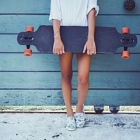Jak vybrat longboard. Jaké kolečka, desku, délku a tvar?